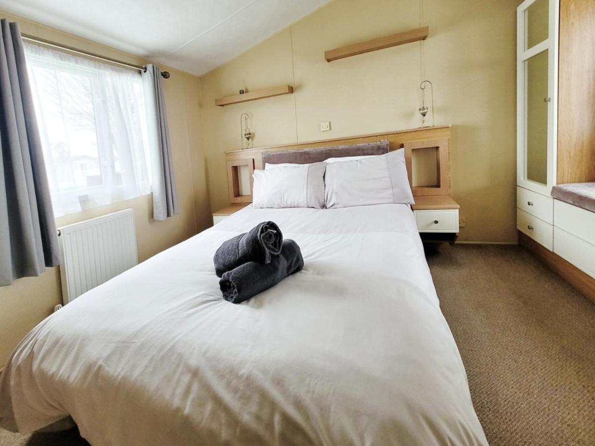 Vila Caravan In The Cotswolds Cirencester Exteriér fotografie