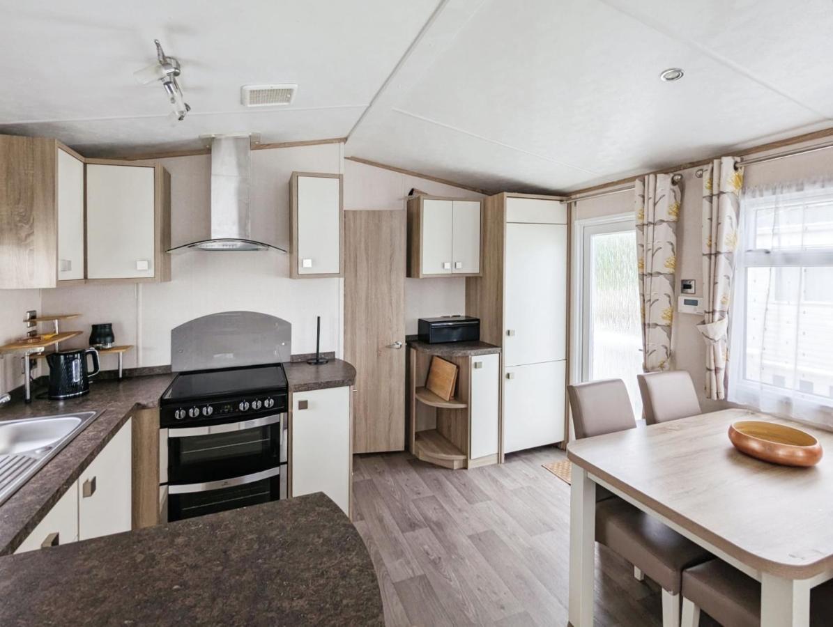Vila Caravan In The Cotswolds Cirencester Exteriér fotografie